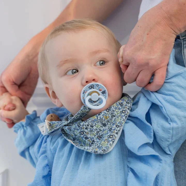 BIBS Speen Maat 1 Liberty Chamomile Lawn/Baby Blue 2St - Image 3