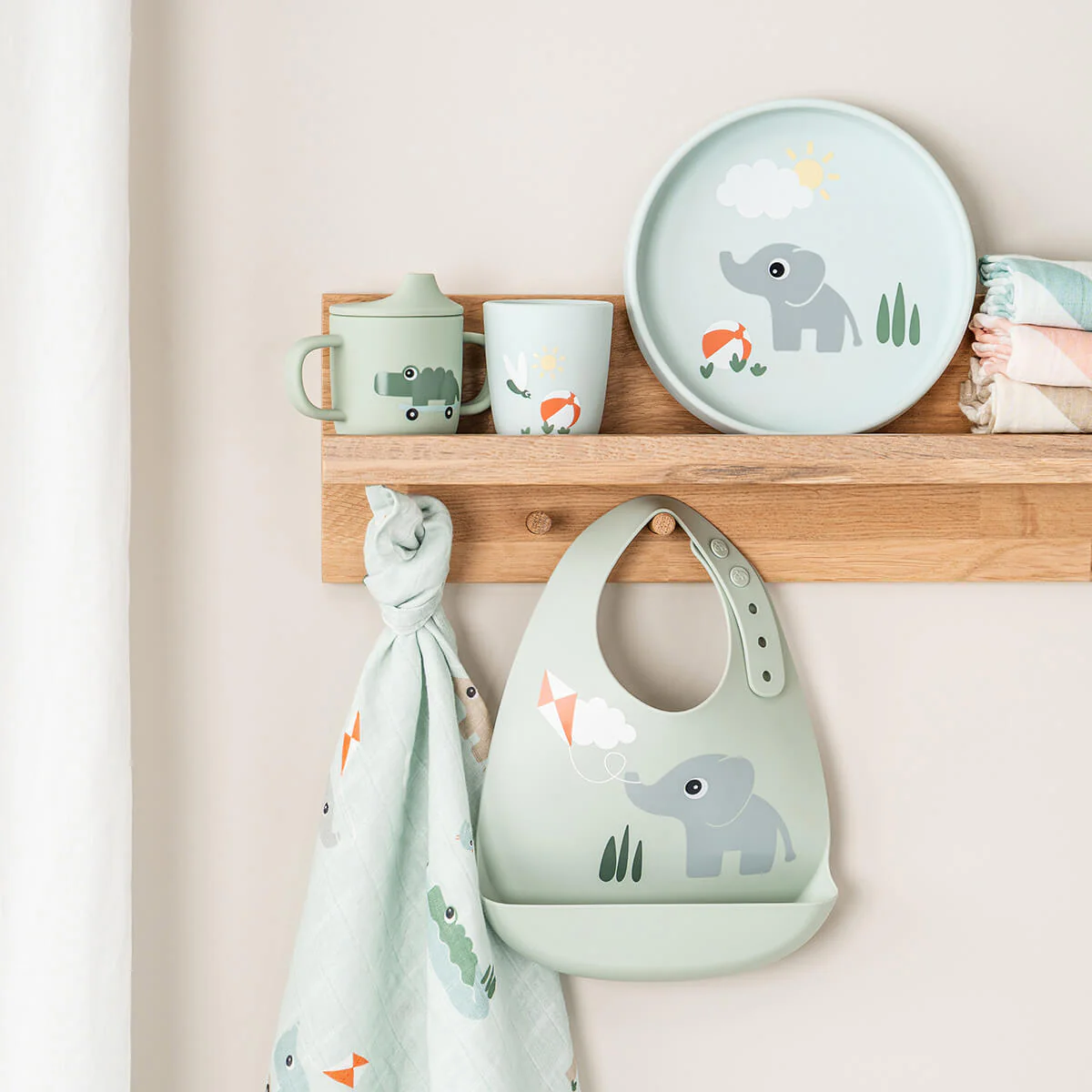 Done by Deer Bekertje Silicone Playground Blue