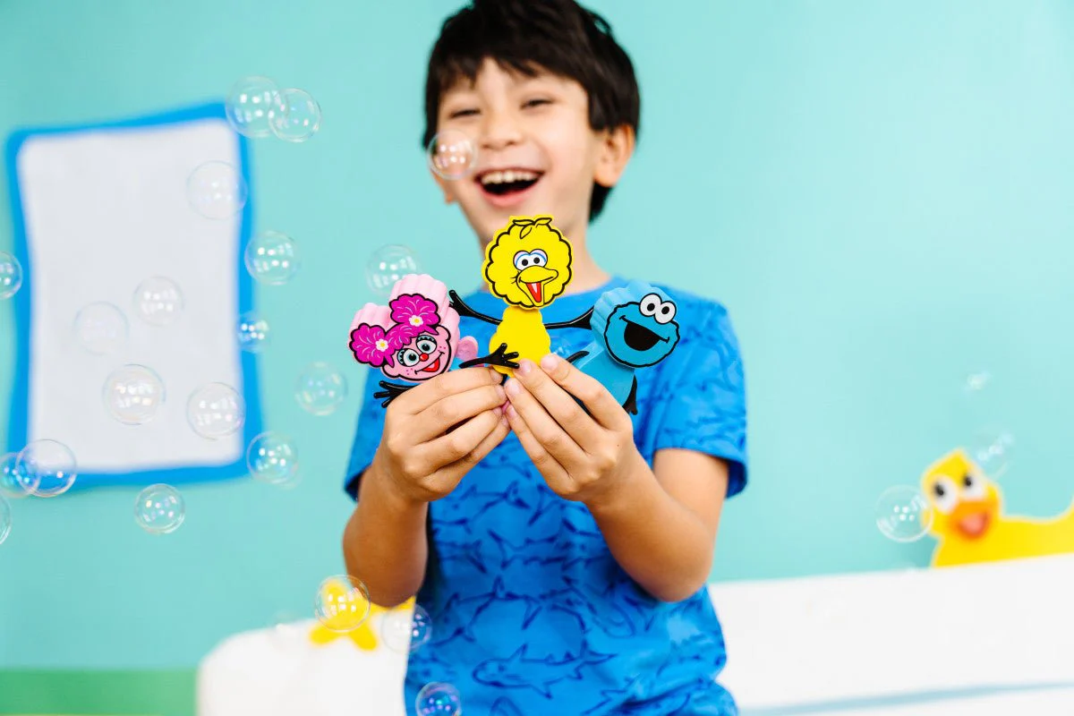 Glopals Badspeelgoed Sensorisch Light-Up Poppetje en Cubes Cookie - Image 10