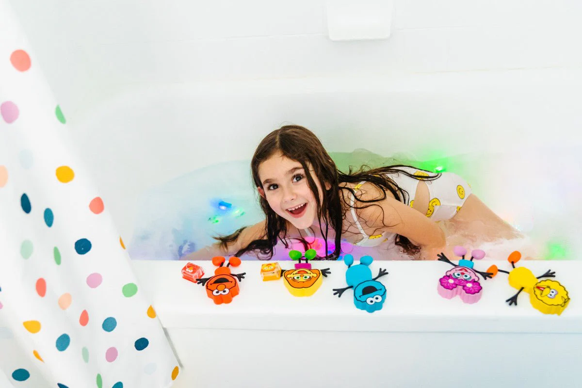 Glopals Badspeelgoed Sensorisch Light-Up Poppetje en Cubes Cookie - Image 21